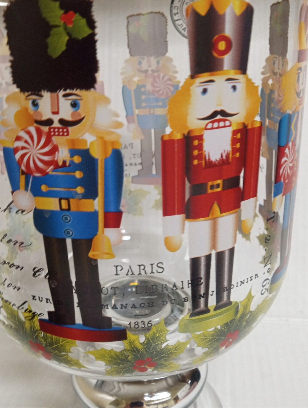 Artisan Nutcracker Suit Hurricane Glass Vase Michael Design Works Rare HTF - Picture 8 of 8